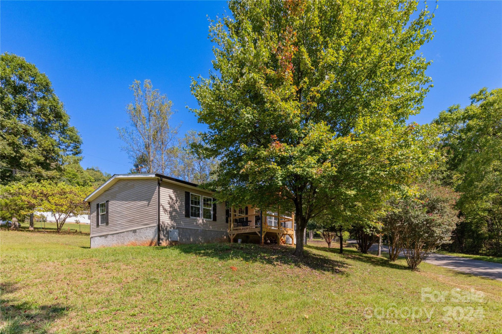 163 Owl Hollow Rd Marion, NC 28752