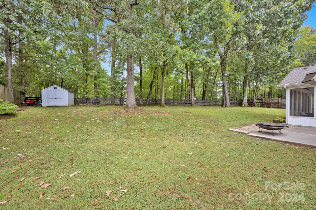 157 Jacobs Woods Cir Troutman, NC 28166