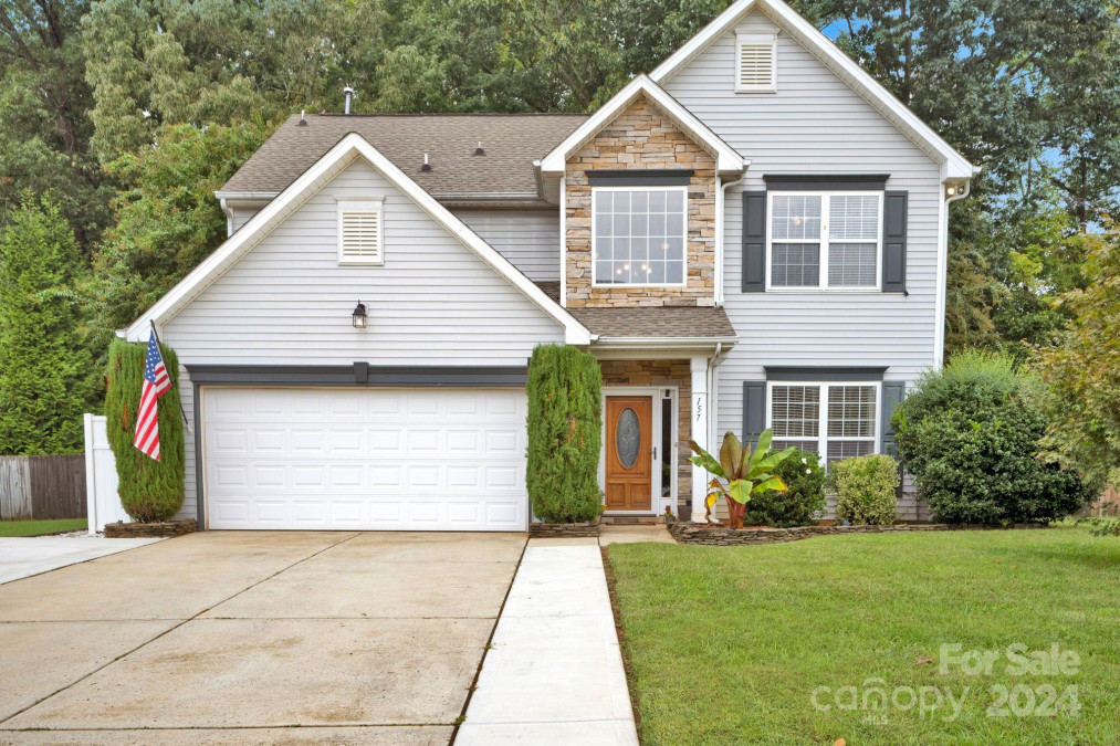 157 Jacobs Woods Cir Troutman, NC 28166