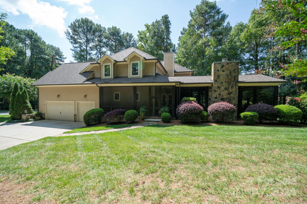 187 Bay Crossing Dr Mooresville, NC 28117