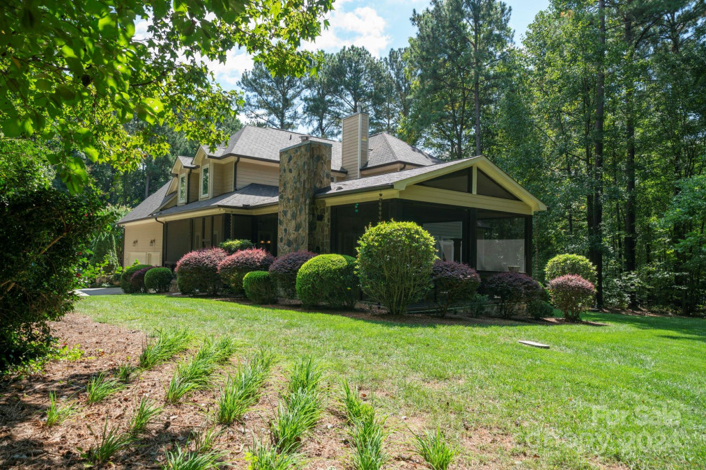 187 Bay Crossing Dr Mooresville, NC 28117