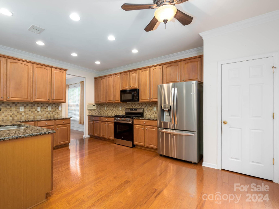 13222 Alston Forest Dr Huntersville, NC 28078