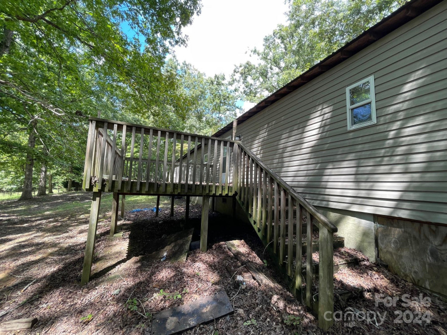 170 Dusty Loop Dr Mount Gilead, NC 27306