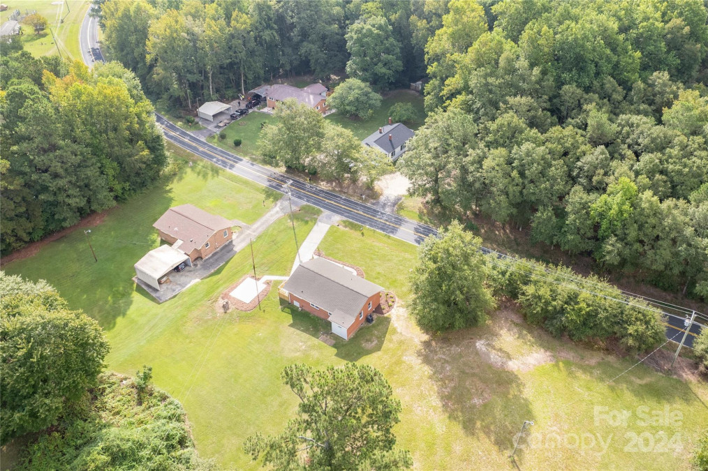 345 Earl Cauthen Rd Heath Springs, SC 29058