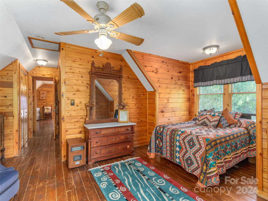 218 Crosspatch Dr Bryson City, NC 28713