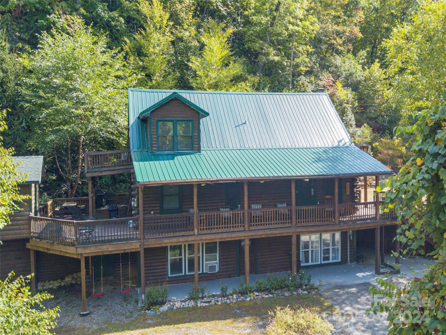 218 Crosspatch Dr Bryson City, NC 28713