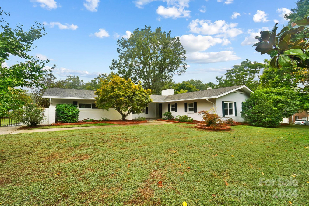 107 Ridge Ave Clover, SC 29710