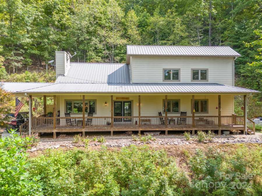 92 Sterling Ln Bryson City, NC 28713