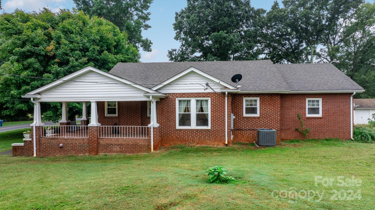 1599 Drexel Rd Valdese, NC 28690