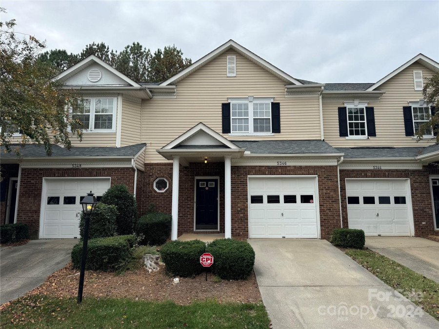 5346 Johnston Mill Ct Charlotte, NC 28269