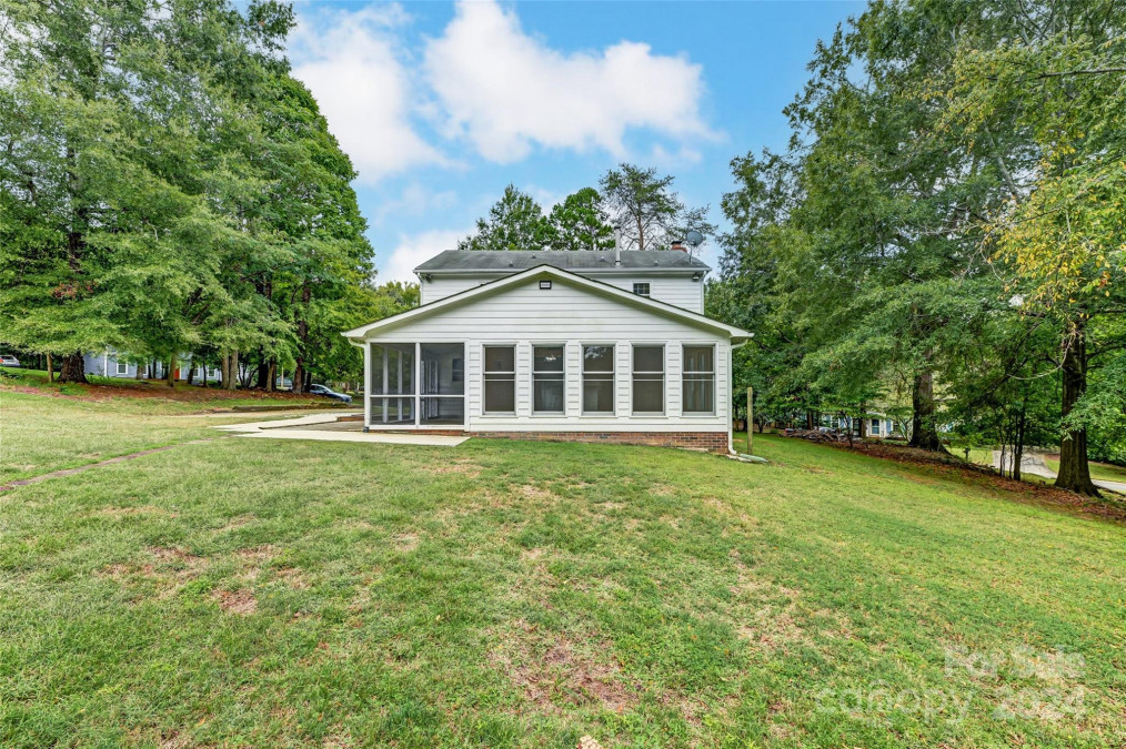 316 Epperstone Ln Matthews, NC 28105