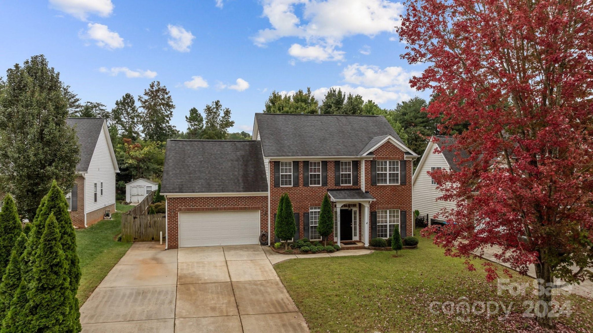 2918 Patten Hill Dr Matthews, NC 28105