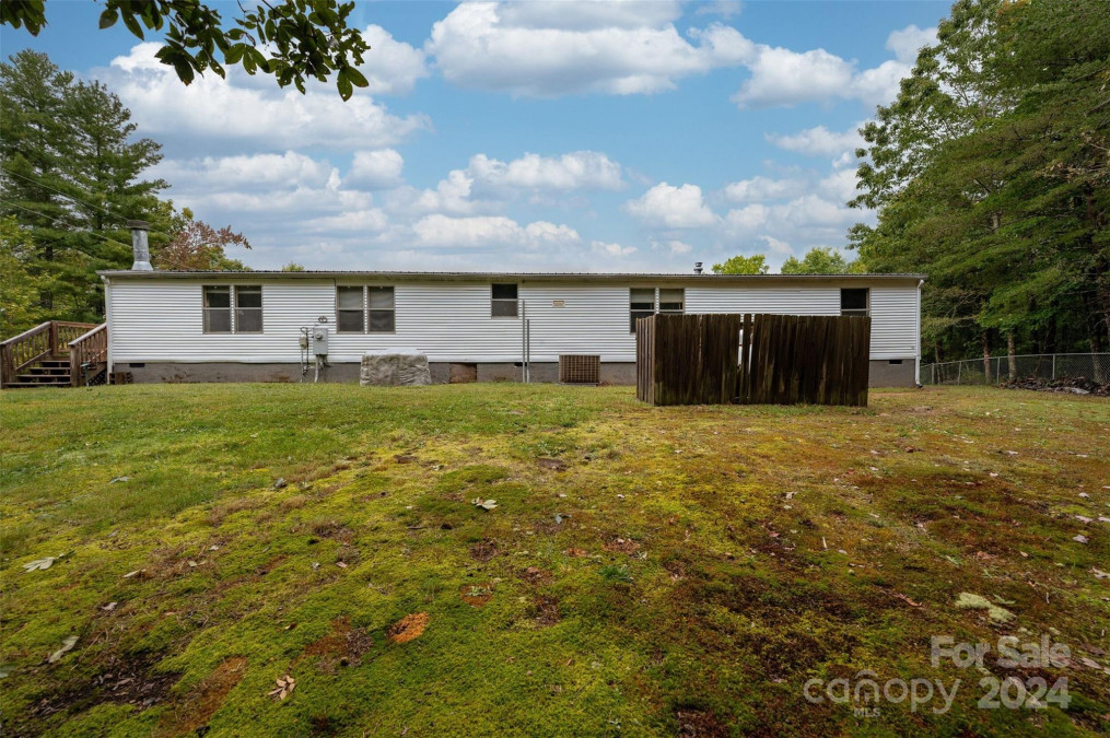 3410 Yang Her Rd Morganton, NC 28655