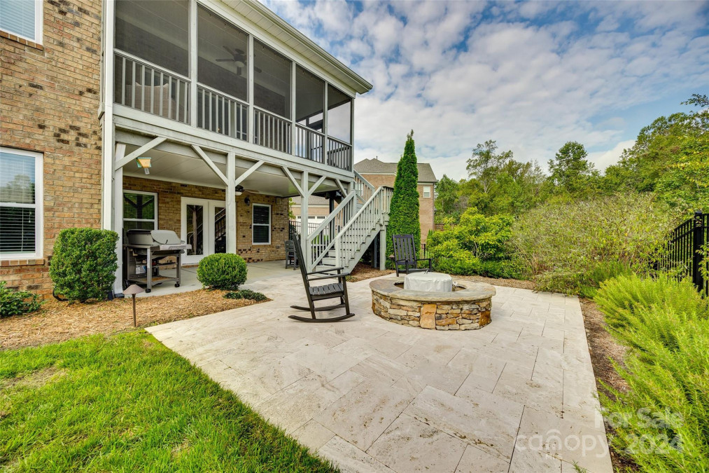 2264 Watermark Point Pl Fort Mill, SC 29708