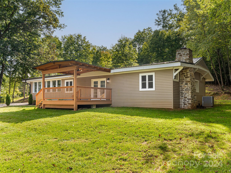 309 Auburn Sky Trl Mills River, NC 28759