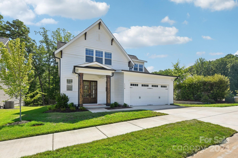 179 Little Indian Loop Mooresville, NC 28117