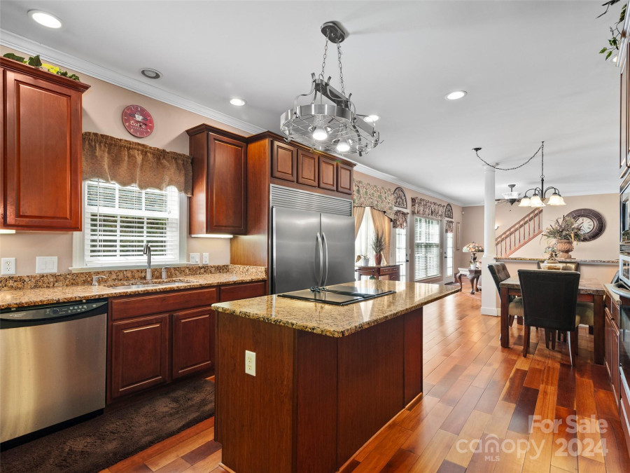 165 Sequoyah Dr Waynesville, NC 28785