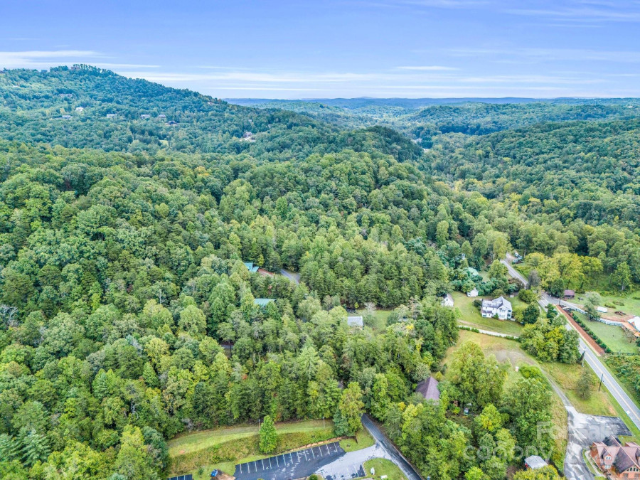 106 Bob White Rd Lake Lure, NC 28746