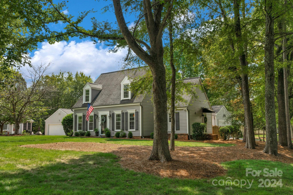 406 Sandymead Rd Matthews, NC 28105