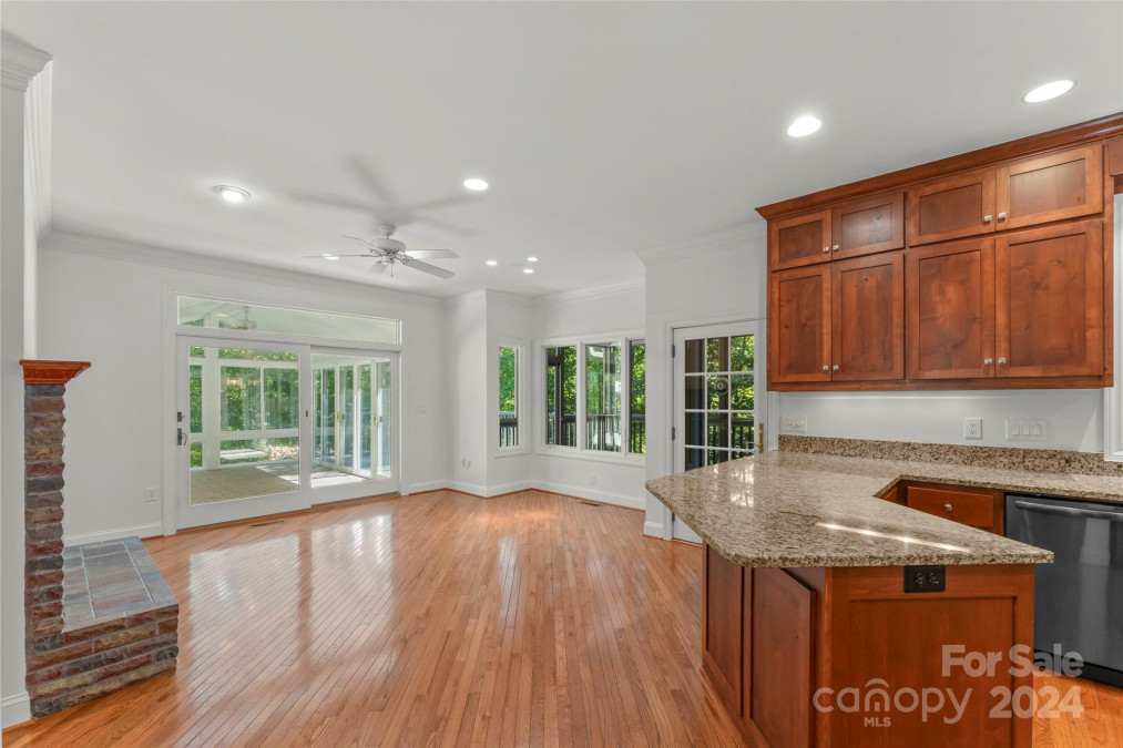 85 Tall Poplar Summit Hendersonville, NC 28739