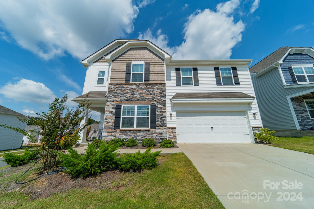 1148 Narrowmouth Ct Lancaster, SC 29720