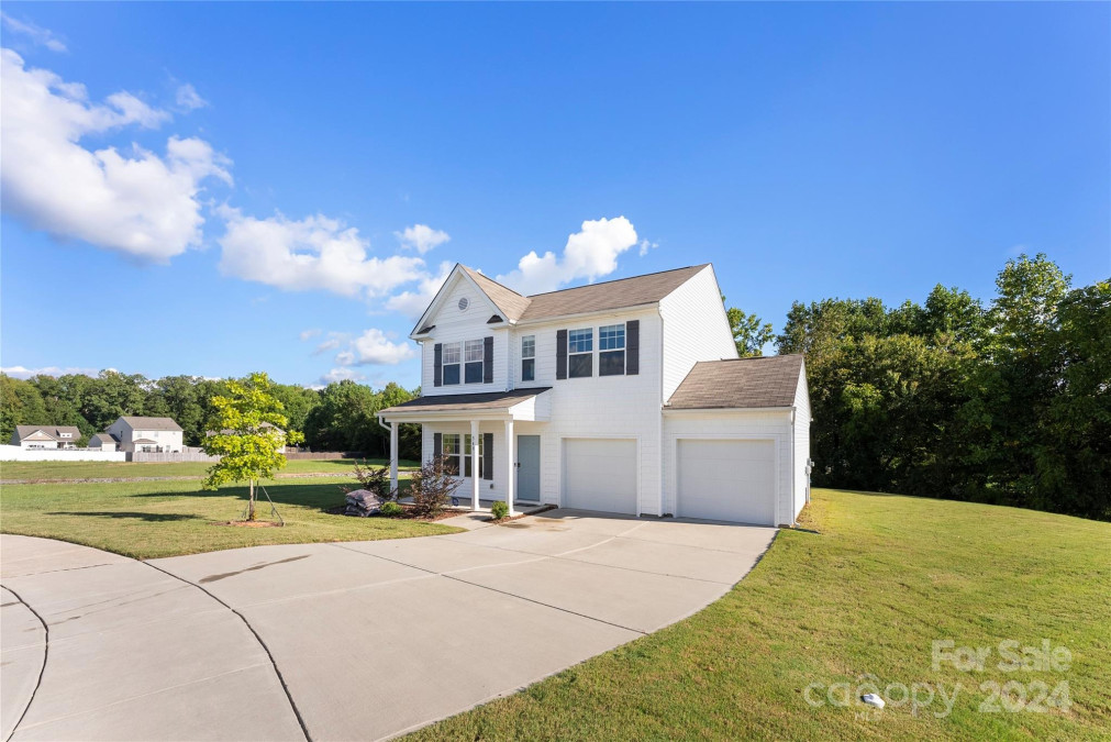 548 Dutch White Dr Clover, SC 29710