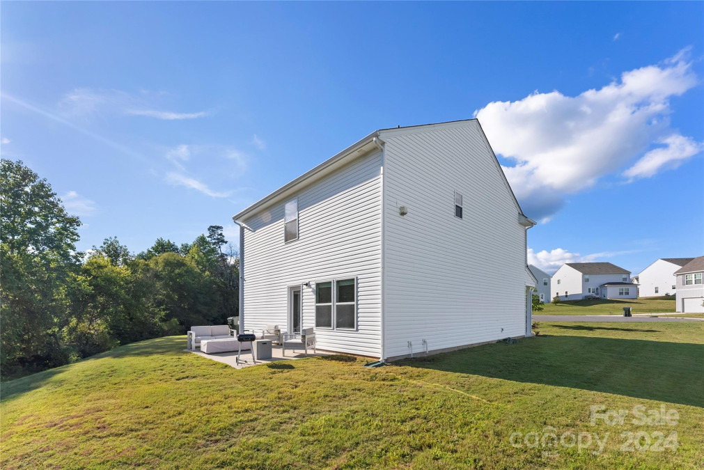 548 Dutch White Dr Clover, SC 29710