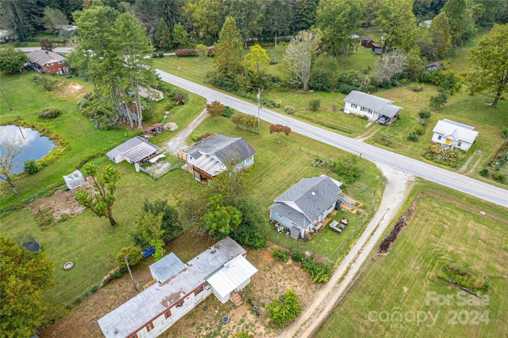 250 Clement Rd Brevard, NC 28712