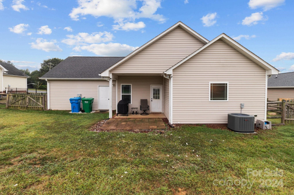 229 Abigail Ln Locust, NC 28097