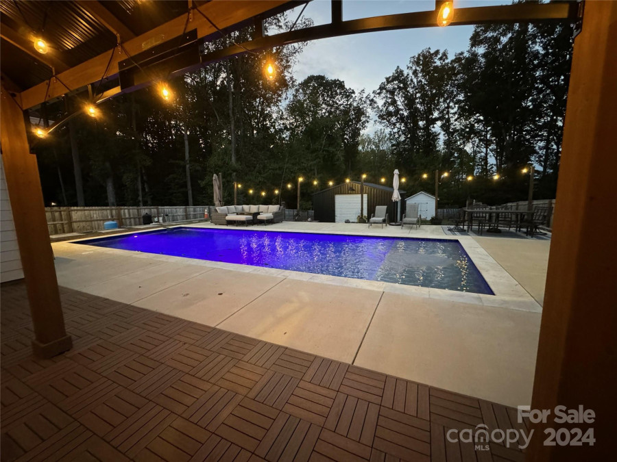 9017 Harrisburg Rd, Charlotte, NC 28215 MLS 4186226