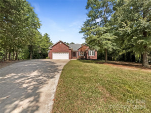 1864 Lorelei Ct Mount Pleasant, NC 28124