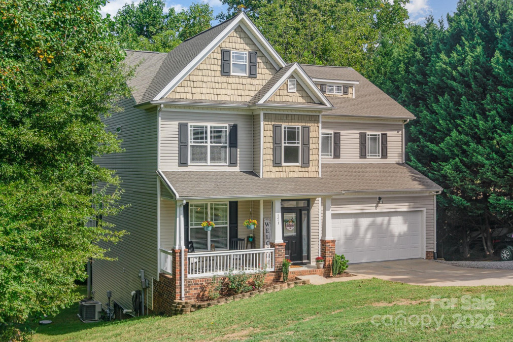 121 Canvasback Rd Mooresville, NC 28117