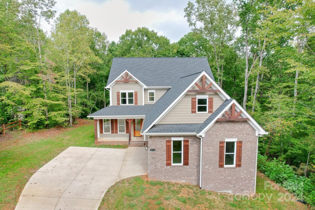 3171 Stonemill Pa Sherrills Ford, NC 28673