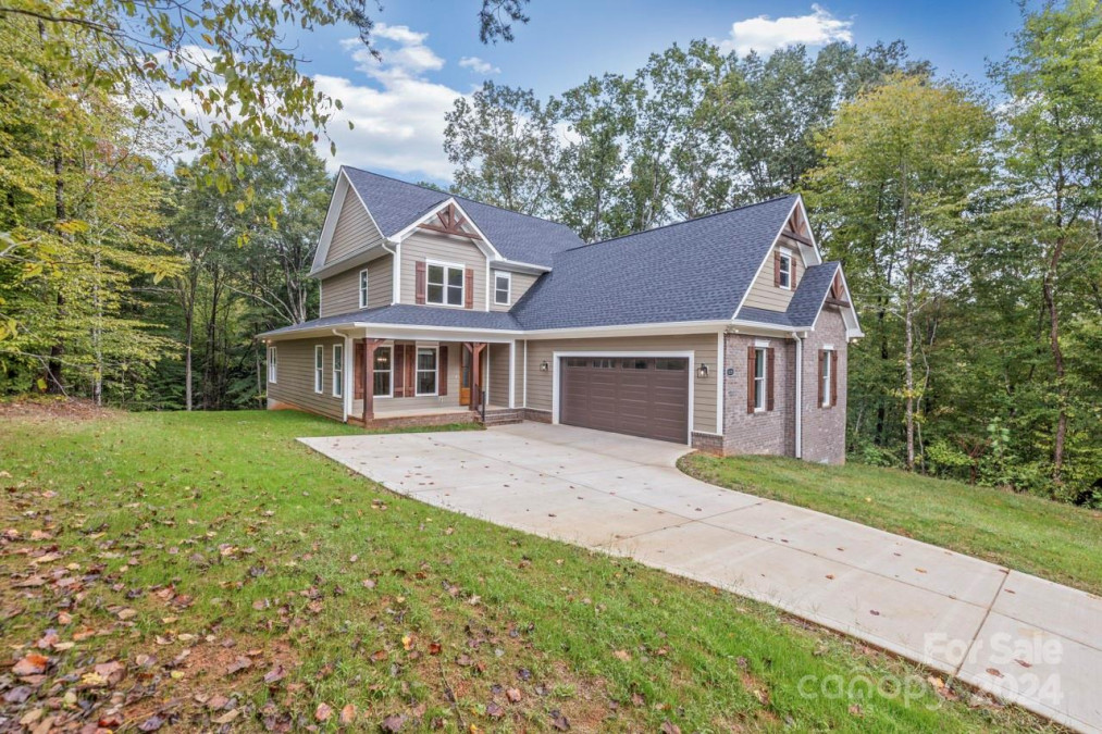 3171 Stonemill Pa Sherrills Ford, NC 28673