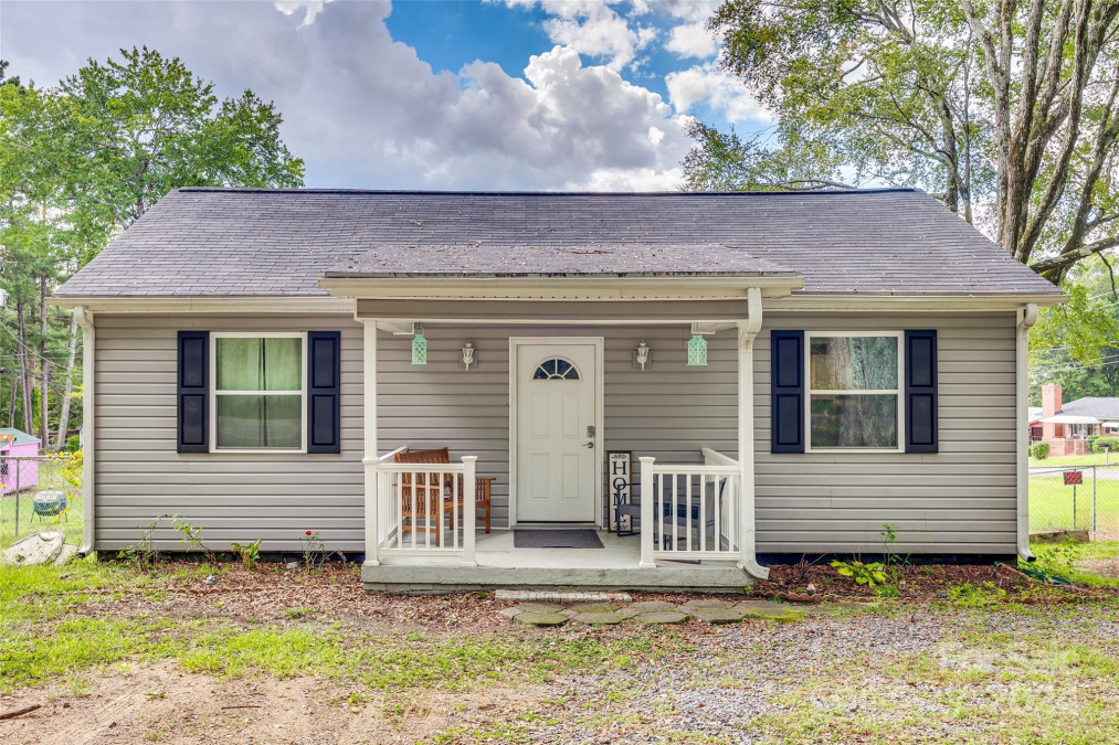 137 Harris St Chester, SC 29706