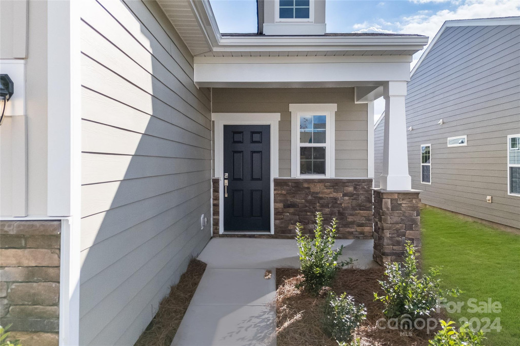 1761 Otter Perch Ln Fort Mill, SC 29715