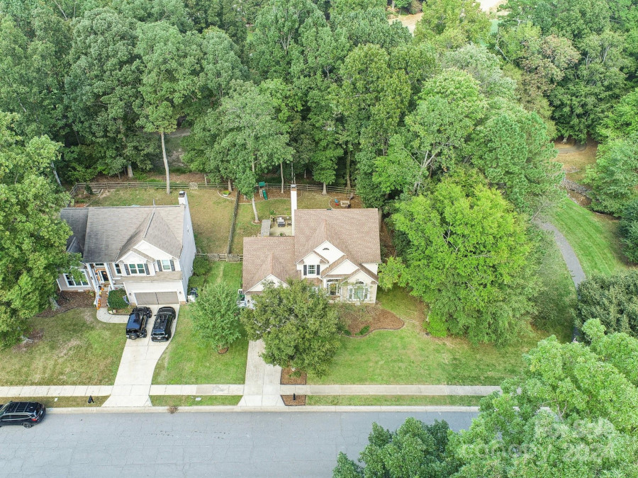 4107 Beauvista Dr Charlotte, NC 28269