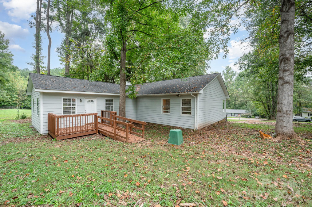 121 Pam Dr Gastonia, NC 28056