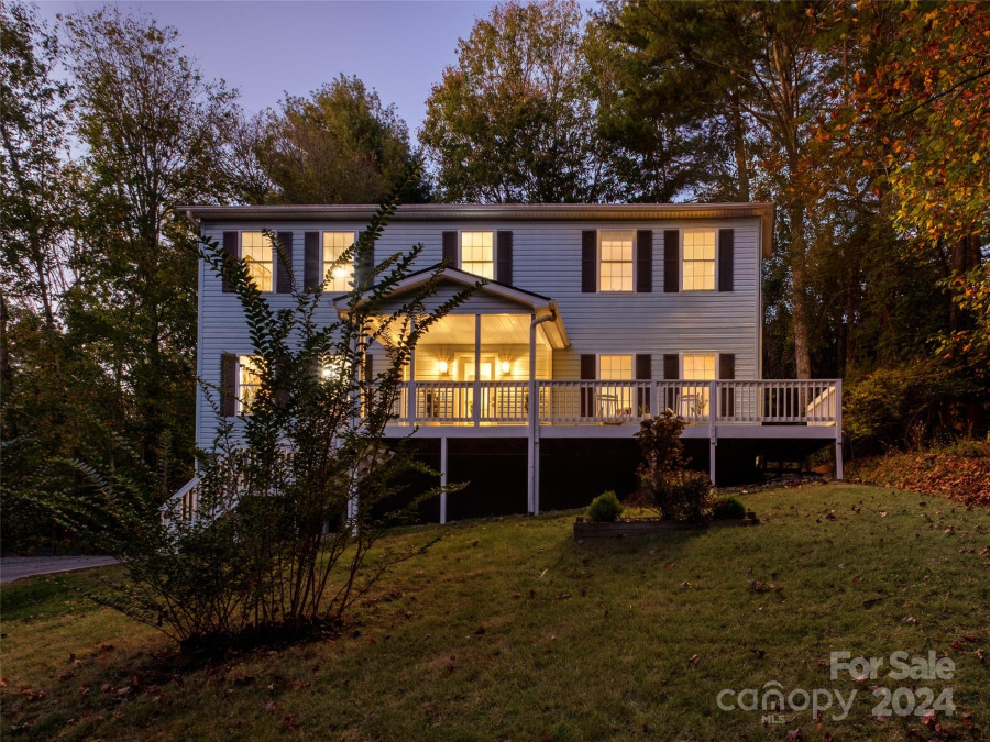 541 Falls Creek Rd Pisgah Forest, NC 28768