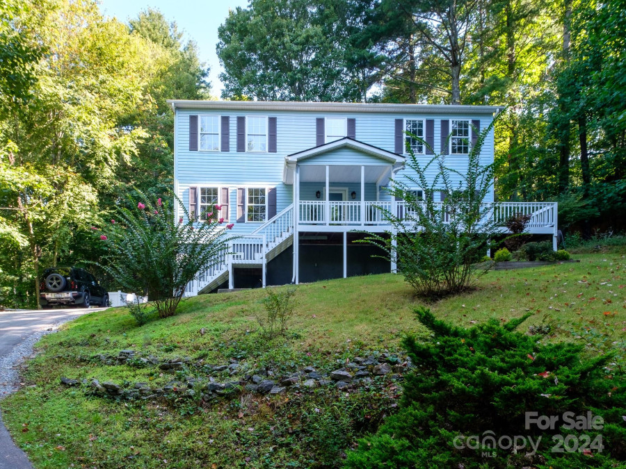 541 Falls Creek Rd Pisgah Forest, NC 28768