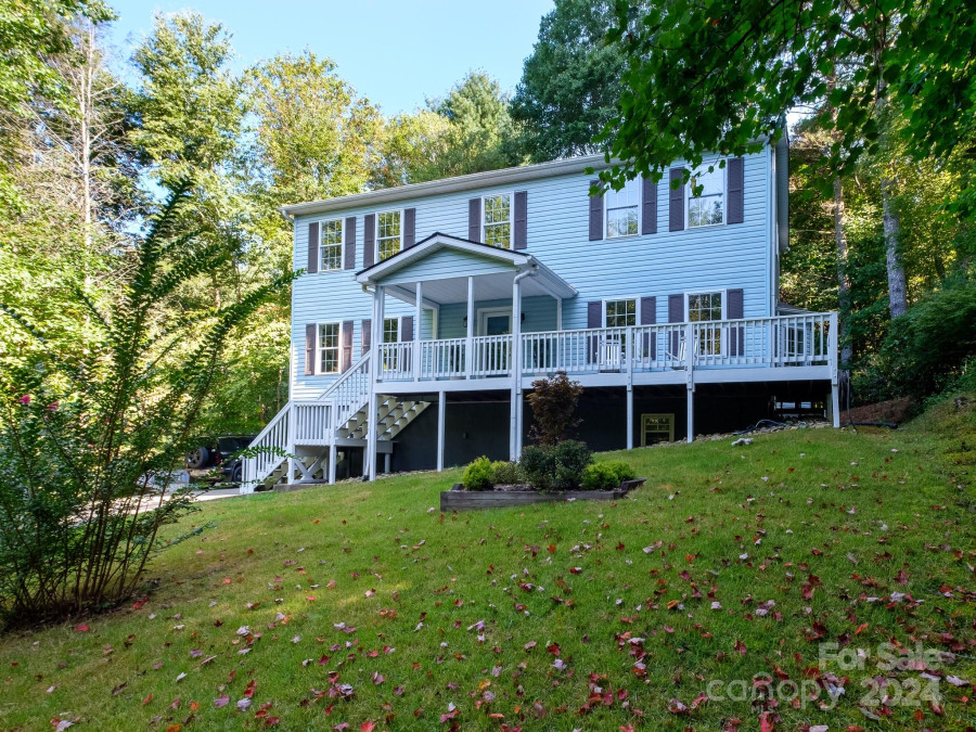 541 Falls Creek Rd Pisgah Forest, NC 28768