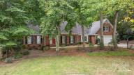 1134 Shadowbrook Ln Charlotte, NC 28211