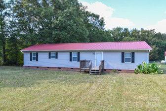 68 Robert Funderburk Rd Pageland, SC 29728