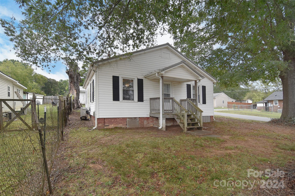 874 Skyland Dr Mount Pleasant, NC 28124