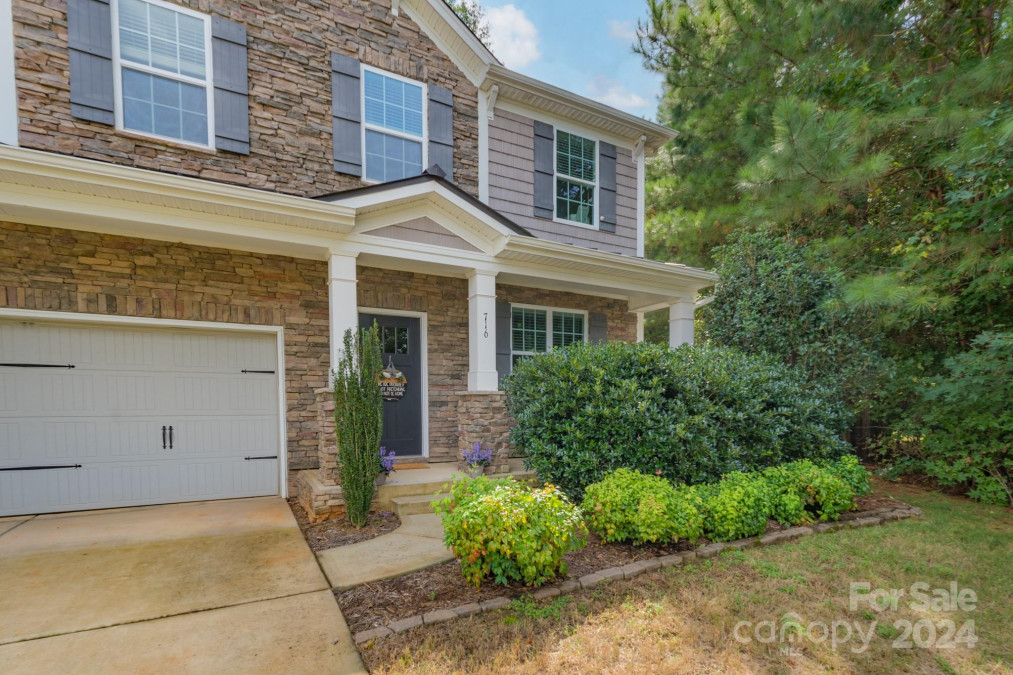 716 Virginia Pine Ln Clover, SC 29710