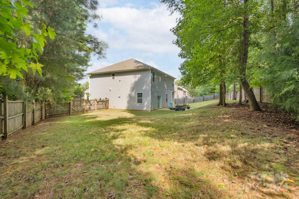 716 Virginia Pine Ln Clover, SC 29710