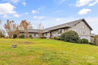 24 Loridon Dr Weaverville, NC 28787