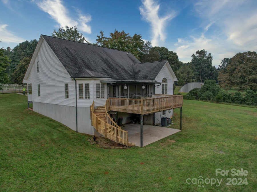 324 Stewart Rock Rd Stony Point, NC 28678