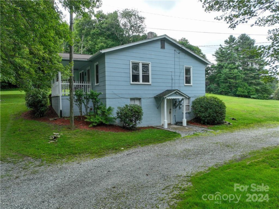 158 Sunrise Cv Blowing Rock, NC 28605