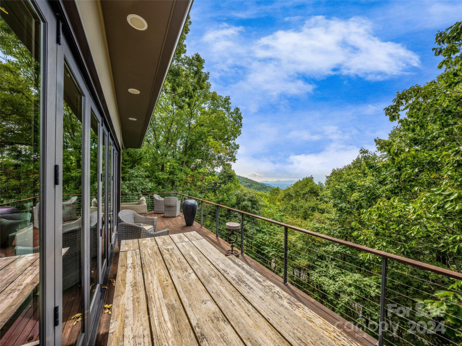 219 Old Toll Rd Asheville, NC 28804